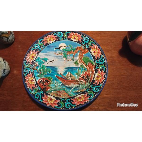 Plat Emaux de Longwy d�cor de R.Rizzi