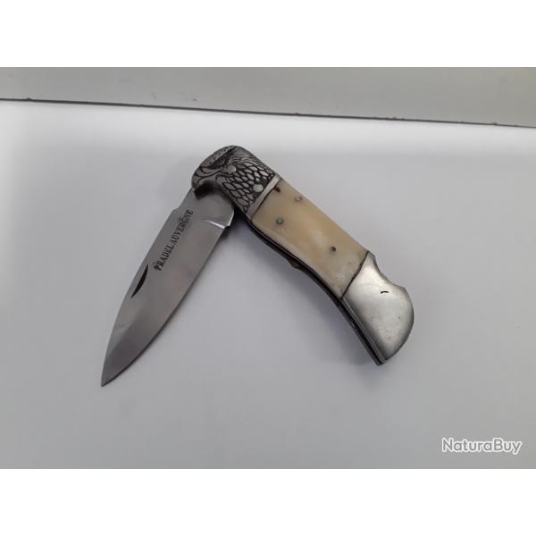 Couteau Pradel auvergne manche corne mitre aigle
