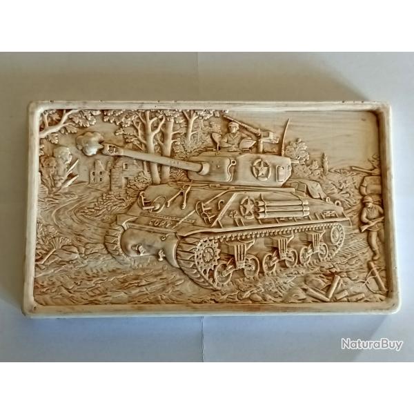 Bas relief du Char Sherman avec son support
