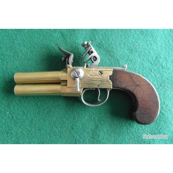 Beau pistolet � silex � 2 canons superpos�s sign� Laugher � Londres