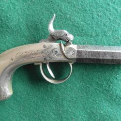 Beau pistolet &agrave; percussion tout m&eacute;tal sign&eacute; Cambier