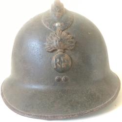 Casque Adrian mod&egrave;le 1926
