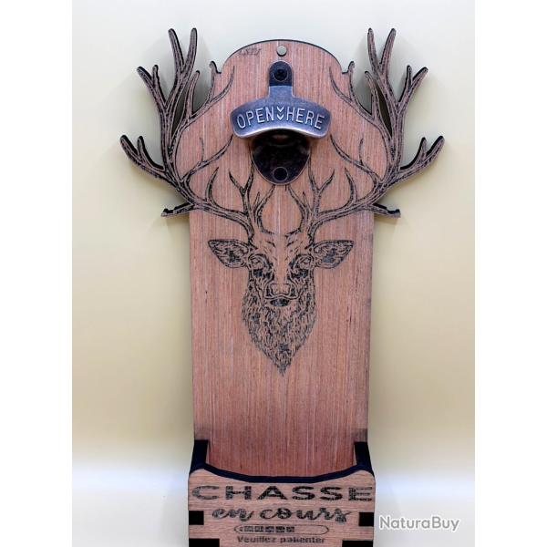 D�capsuleur mural artisanal � Chasse � - T�te de cerf