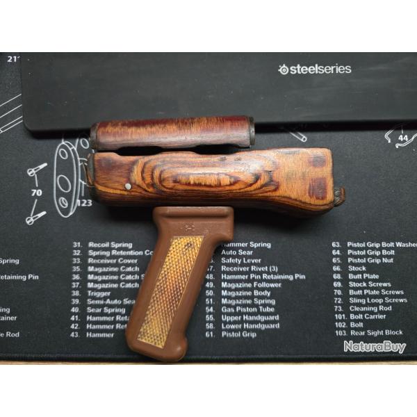Ensemble avant bois AK47 et Poign�e AK47