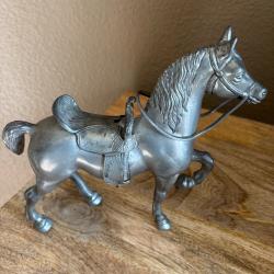 Culture cheval en fer blanc