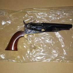 Revolver &agrave; Poudre Noire UBERTI 1862 Police 4"1/2 cal.36