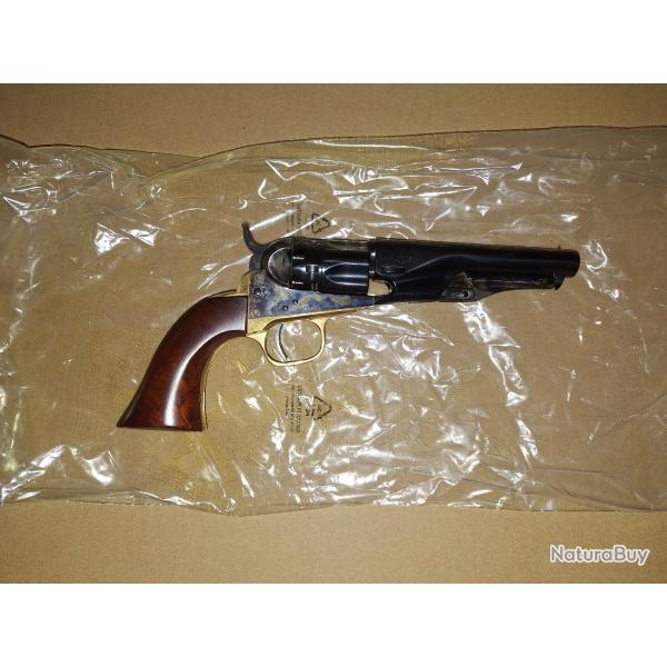 Revolver � Poudre Noire UBERTI 1862 Police 4"1/2 cal.36