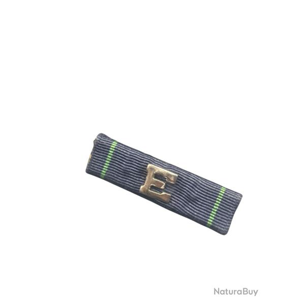 (136.006) Barrette Dixmude - M�daille USA Navy Expert Pistol Shot Medal