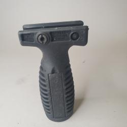grip vertical FAB defence