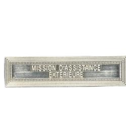 (137.002) Agrafe pour m&eacute;daille "Mission d'Assistance Ext&eacute;rieure"