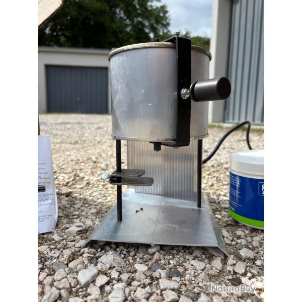 Four � plomb LEE Precision PRO 4