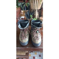 Chaussures de montagne la sportive