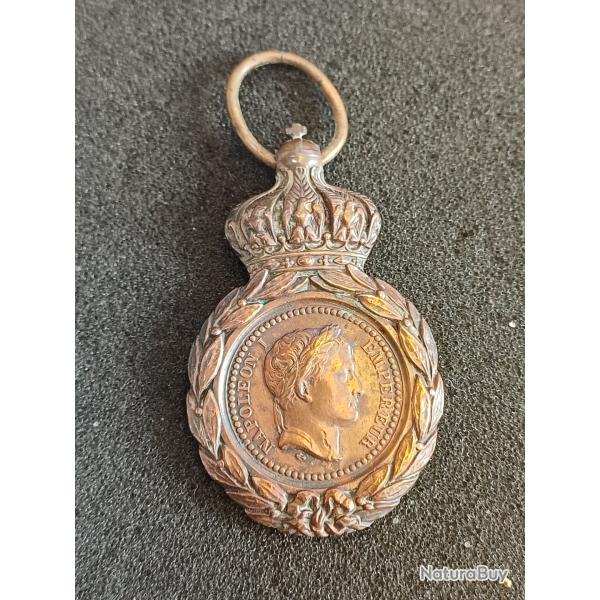 M�daille de Sainte-H�l�ne NAPOLEON - mod�le 1857 - 2nd Empire - sans ruban
