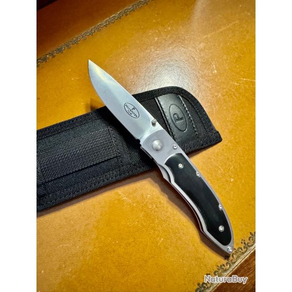 AVANT RETRAIT DE LA VENTE FALLKNIVEN MODELE P