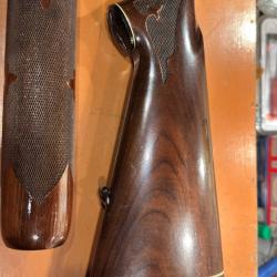 Crosse et devant fusil Remington en bois
