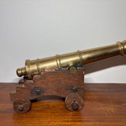 Mini canon marine