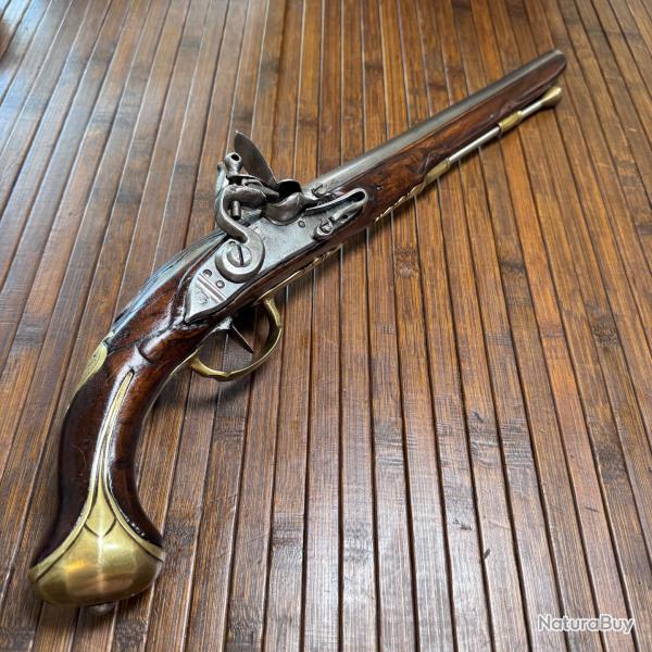 TR�S GRAND PISTOLET A SILEX D'AR�ON DEBUT XVlll �me