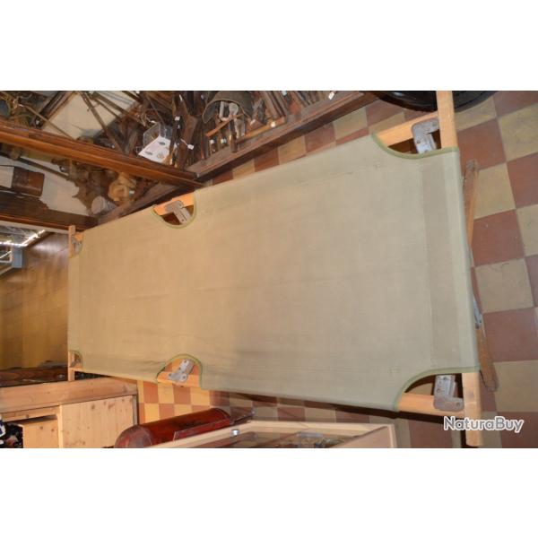 Lit pliant Fran�ais de style US avec reproduction toile. Id�al reconstitution USA WW2 sorties jeep