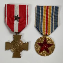 France - Lot M&eacute;daille des bless&eacute;s & Valeur militaire/Wounded Medal & Valor Cross
