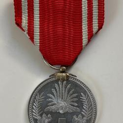 Japon - M&eacute;daille de la Croix Rouge / Japan - Red Cross medal