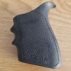 Poign&eacute;e grip en caoutchouc HOGUE pour pistolet.