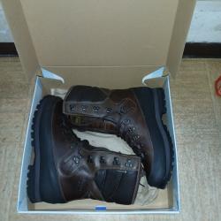 meindl boots UK 8.5 men dovre extreme MFS Neuf