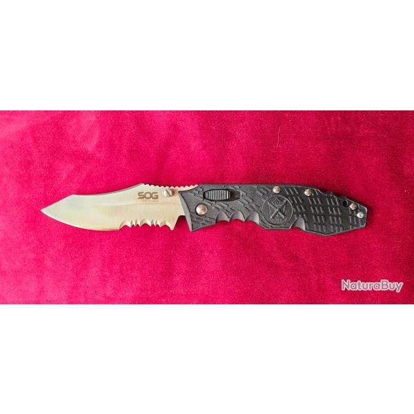 SOG Toothlock Satin TK-02 - Partially serrated