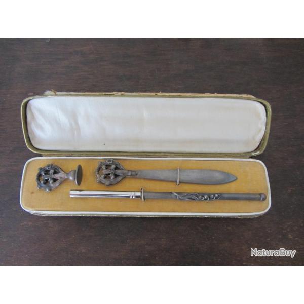 N�cessaire de bureau m�tal argent� art nouveau 1900