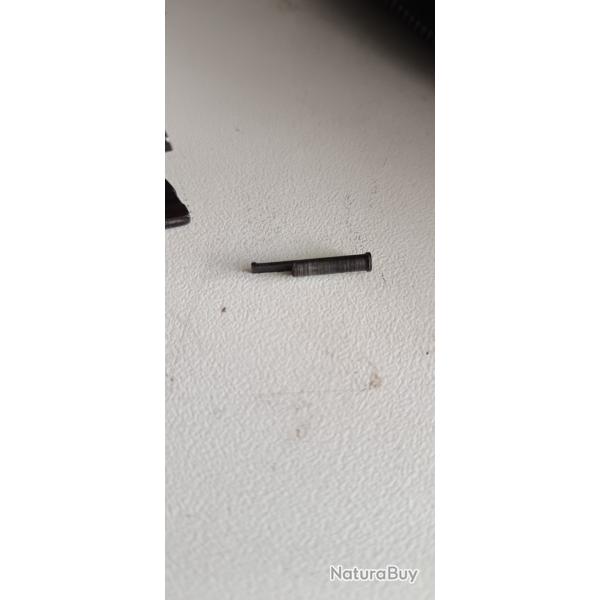 Cherche Goupille de percuteur tokarev TT33