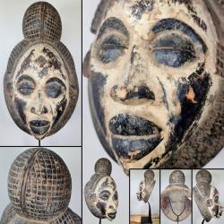 Grand masque africain Punu du Gabon, vendu sans socle, dimensions 40*23*18 cm