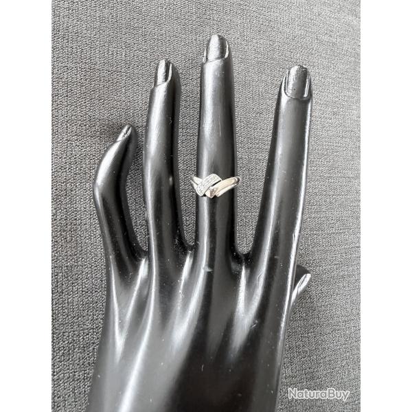 Bague or blanc 18 carats et diamants - taille 49