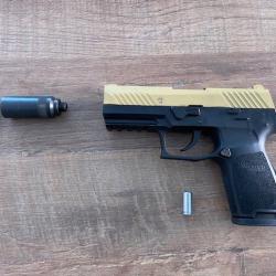 Pistolet &agrave; blanc SIG SAUER P320 cal.9mm P.A.K BICOLOR s&eacute;rie limit&eacute;e GOLD avec embout gomm cogne