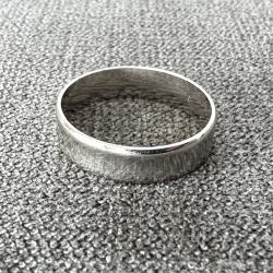 Bague or blanc massif 18 carats - Anneau - taille 56 - alliance