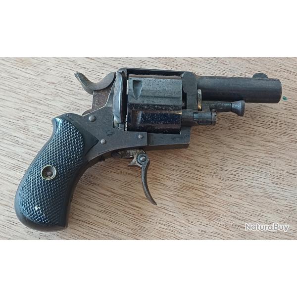 Revolver BULLDOG belge 6 coups cal. 320
