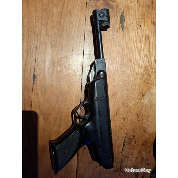 Pistolet � air comprim� 4,5mm manu arm