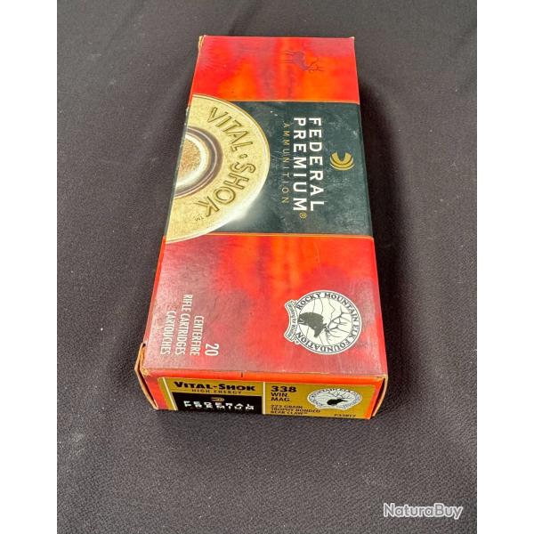 1 boite de cartouche avec  cartouches calibre 338 Win MAG de marque Federal