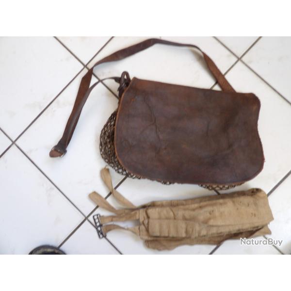 lot chasse cartouchi�re artisanale + gibeci�re cuir porte cartouche sorti de grenier.