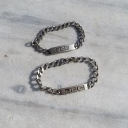 2 anciens bracelets gourmettes en argent &agrave; larges mailles avec inscriptions ''JCC" FRANCE (Vers1930)