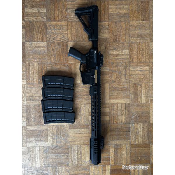 Salient arms GRY m4a1 aeg