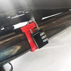 Verrou de s&eacute;curit&eacute; chargeur pour carabine CZ452/455/457 **SANS CADENAS**