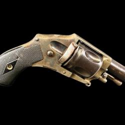 SUPERBE REVOLVER HAMMERLESS cal. 320