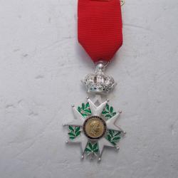 m&eacute;daille  de la l&eacute;gion d'honneur argent ,neuve!!