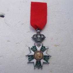 m&eacute;daille l&eacute;gion d'honneur ,neuve!!!
