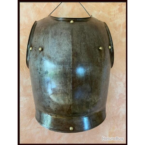 Plastron de cuirasse.
