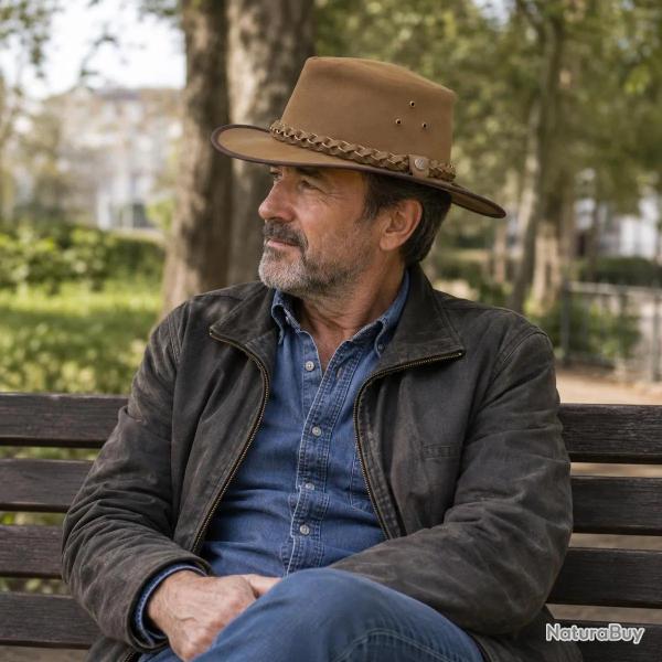 Chapeau Walker and Hawkes Cowhide Traveller cuir M