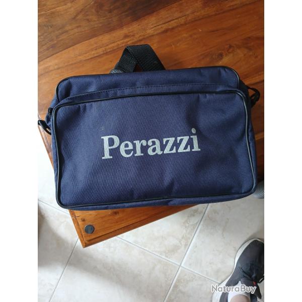 Vends petit sac neuf de marque perazzi