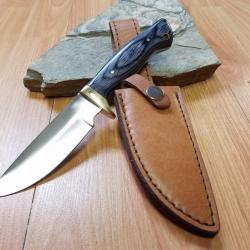 Couteau de Chasse Bushcraft Lame Acier Carbone 1055 Manche Bois Etui Cuir 361BK