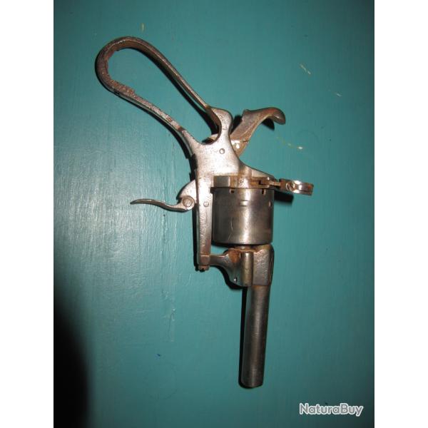 Epave revolver 320