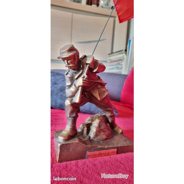 Statuette imitation bronze militaria