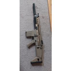 Scar H gbbr &eacute;tat quasi neuf
